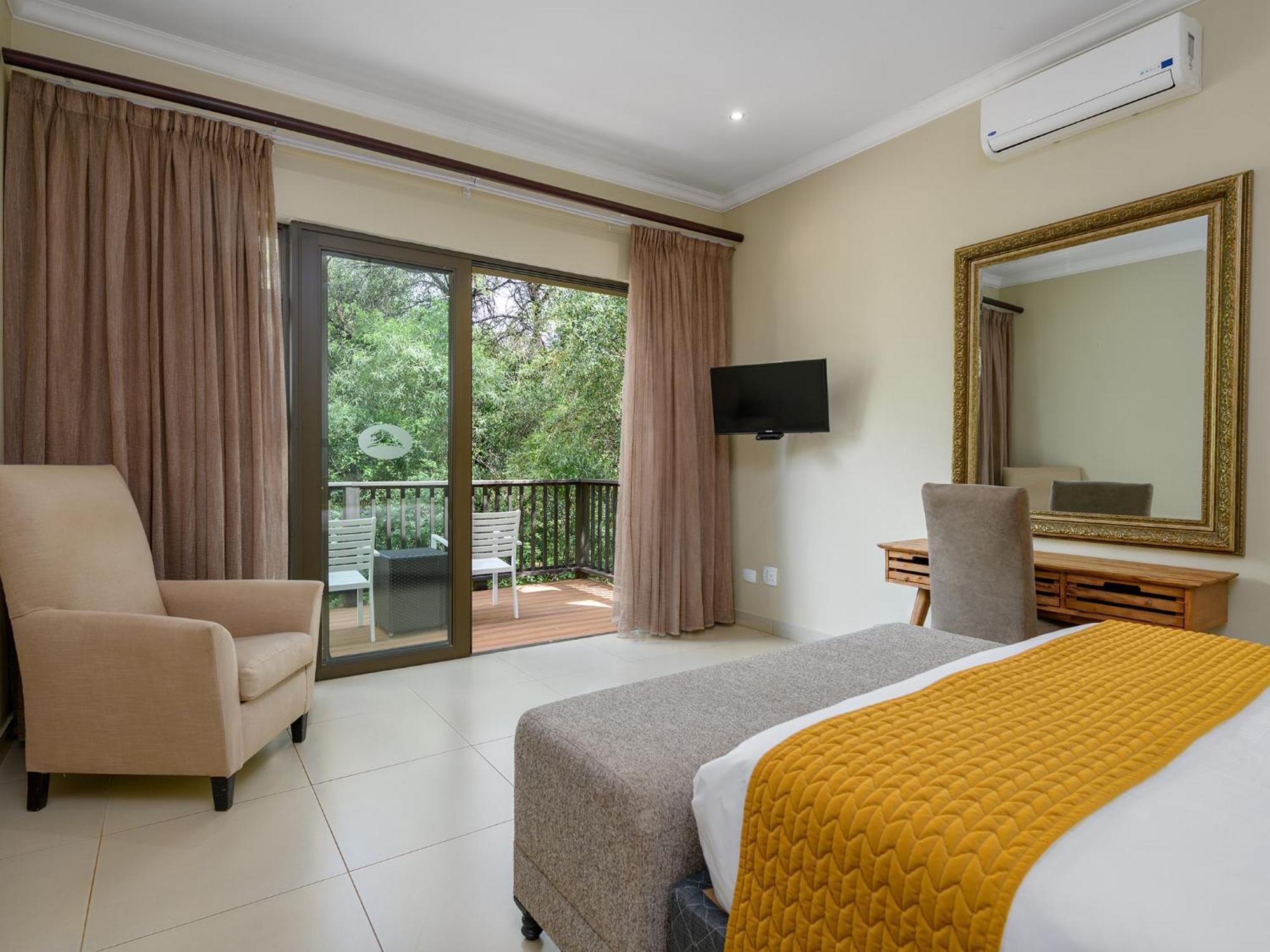 Monomotapa Village @ Legend Golf And Safari Resort Golders Green Экстерьер фото