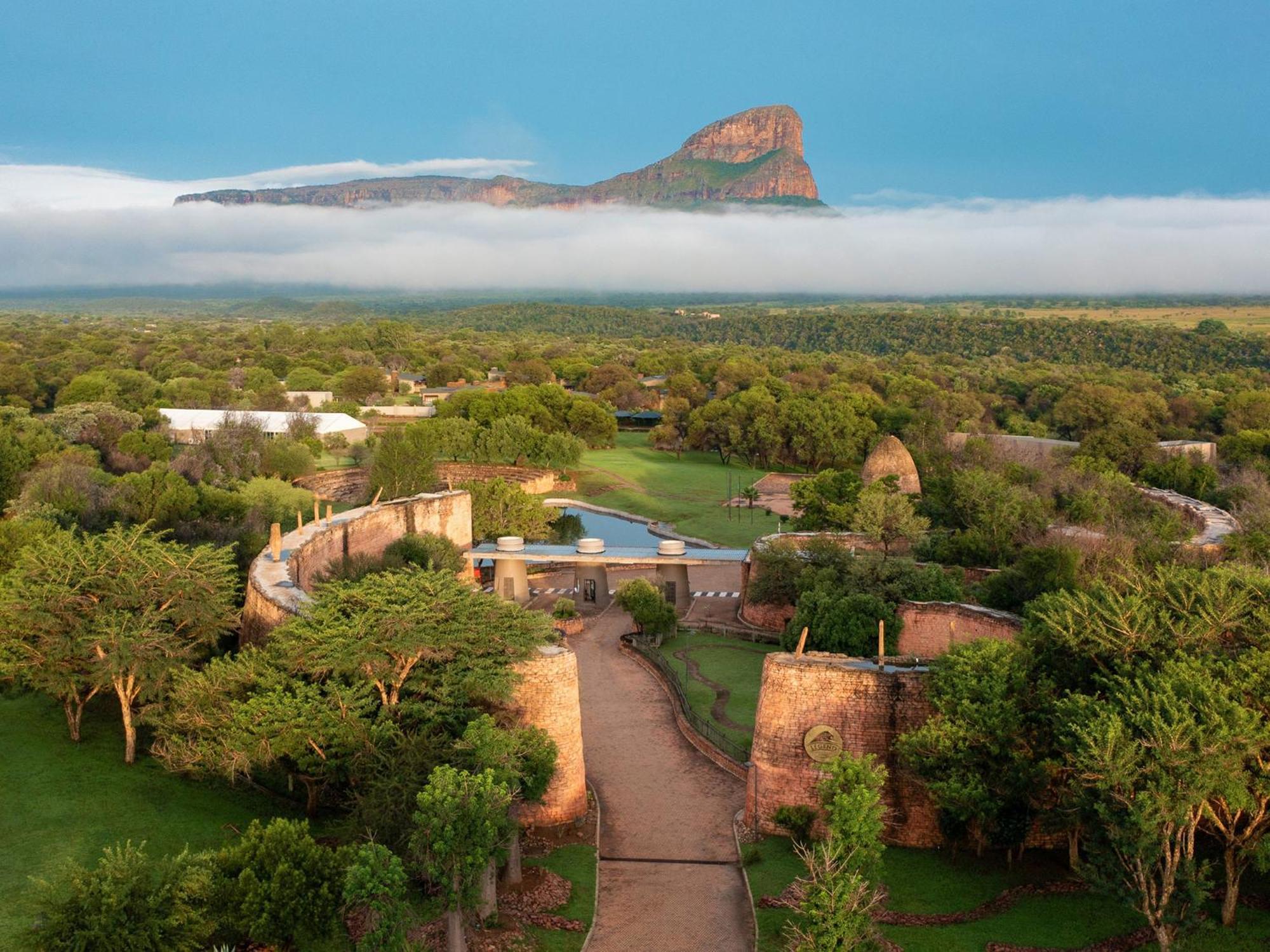 Monomotapa Village @ Legend Golf And Safari Resort Golders Green Экстерьер фото